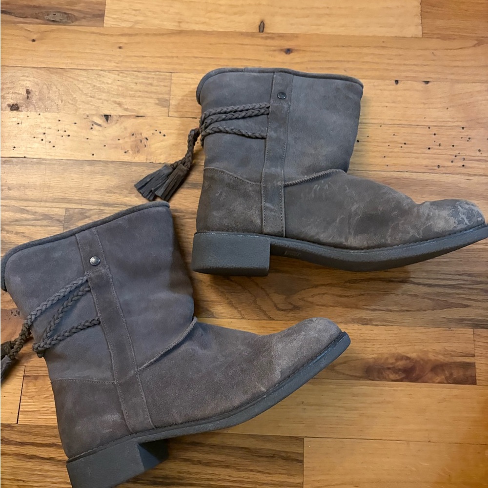 Gray Suede Ankle Boots with Tassel